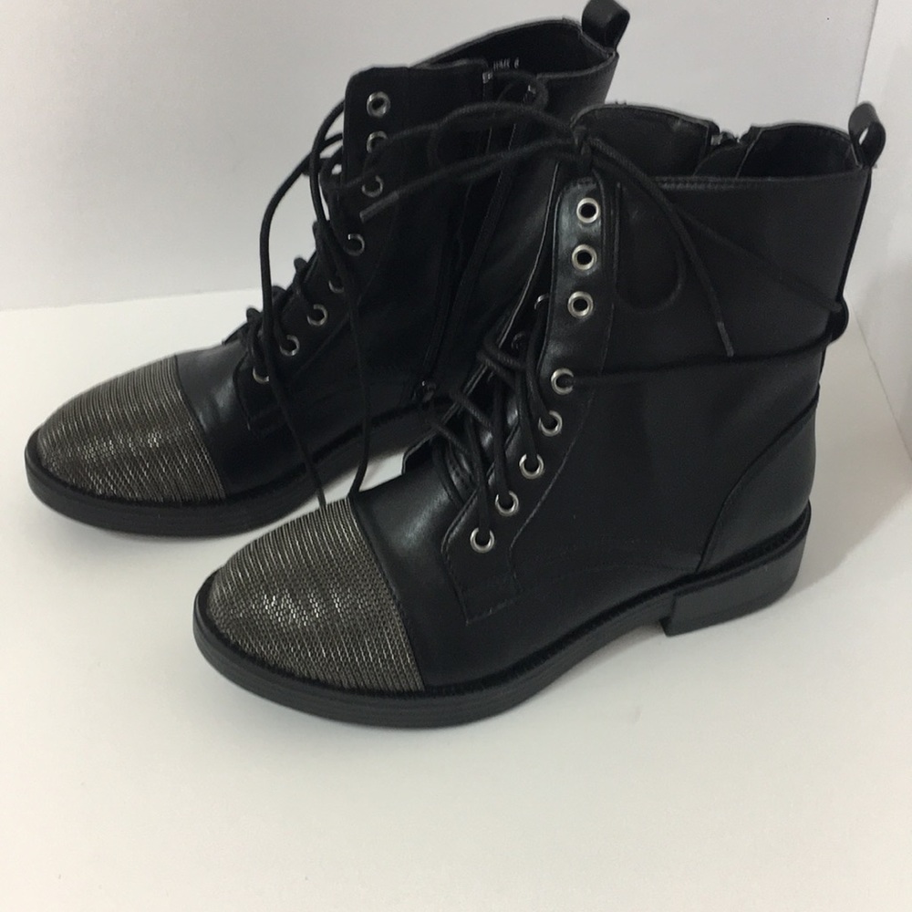 NWT DV Dolce Vita Fresh XYLA Black Booties Size 6!